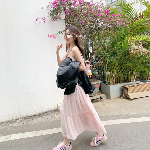 <曾小咸推荐> 【目光收割机】粉色吊带裙 商品图3