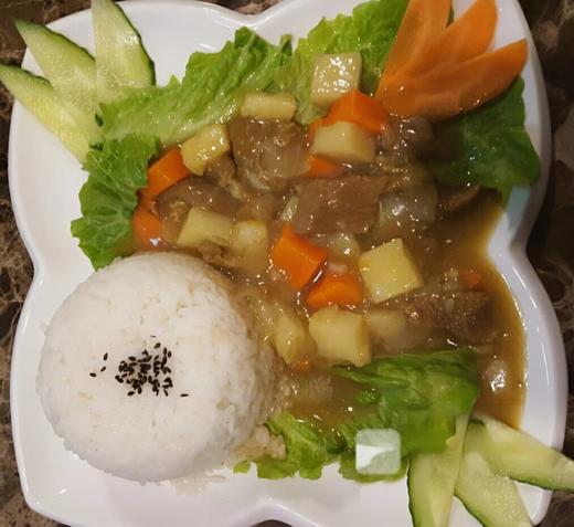 咖喱牛肉饭 商品图0