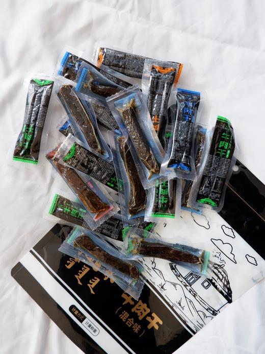 二店7y 自留无数袋【假一罚十】赫远家7成手撕牛肉干  500克 /袋 商品图10