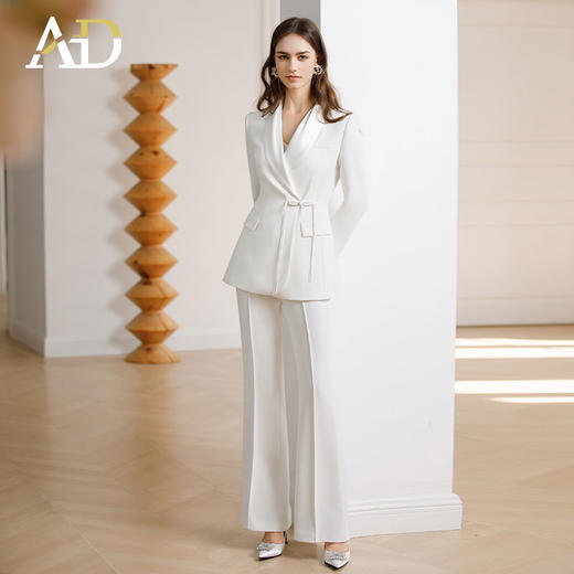 AD高端醋酸正装女新中式西服2024新款职业装气质女神范微喇裤套装 商品图0