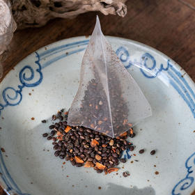 乌梅黑豆茶 | 柴烧焙火优质乌梅，东海盐碱地小粒黑豆