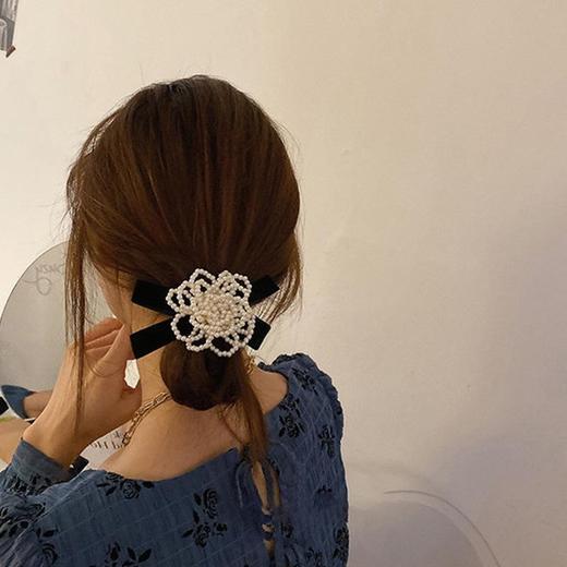 韩国甜美超仙珍珠山茶花发圈女高级感小众蝴蝶结扎头皮筋百搭头绳 商品图3