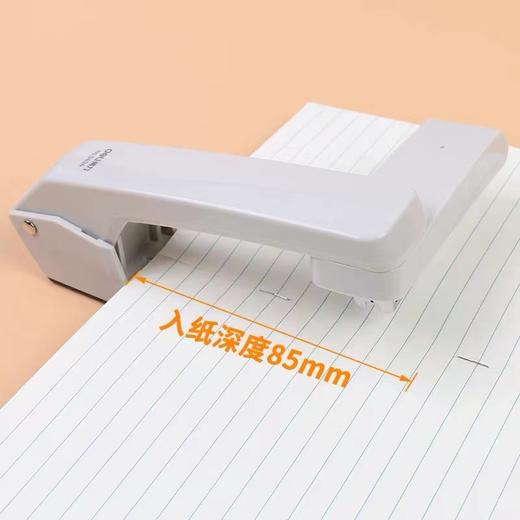 得力可旋转中缝订书机0434颜色随机1台 省力订书器书本纸张中号小型手动装订机 商品图5