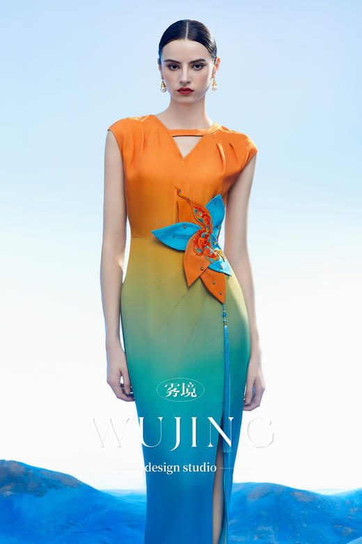 3204005 空桑秘境 韩国进口水晶乔其纱进口纹理蜂窝缎连衣裙 雾境 商品图0