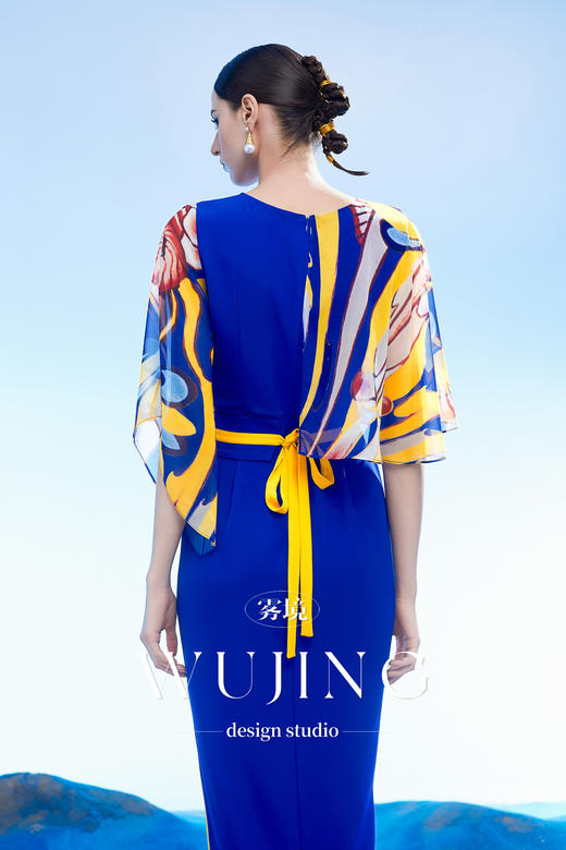 3204011 扶光莲雾 韩国进口水晶乔其纱进口纹理蜂窝缎连衣裙 雾境 商品图5