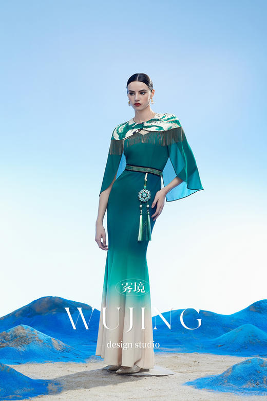 3204033 只此青绿 韩国进口水晶乔其纱进口纹理蜂窝缎连衣裙 雾境 商品图3