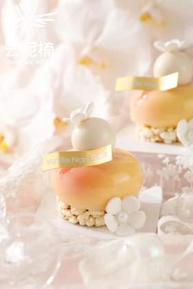 花开果果（芒果百香慕斯）