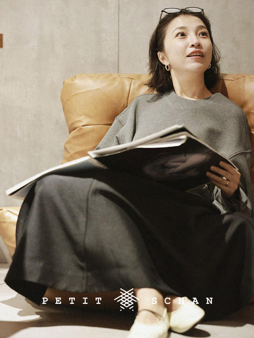 PETIT SCHAN小闪 CLO#185 Baroque elf  巴洛克精灵 空气感针织袖扣装饰卫衣 商品图1