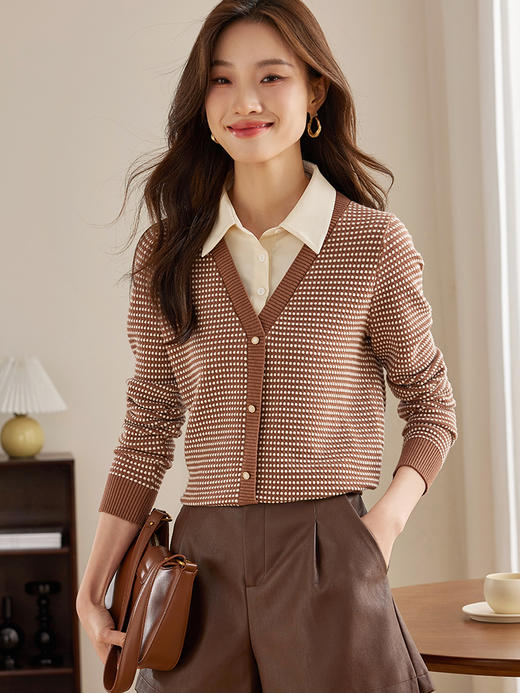 【专属特价】熙世界polo领拼接复古条纹针织衫女2025秋新款设计感假两件上衣 商品图3