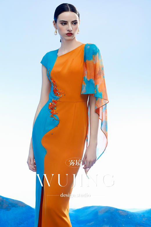 3204003 空桑秘境 韩国进口水晶乔其纱进口纹理蜂窝缎连衣裙 雾境 商品图2