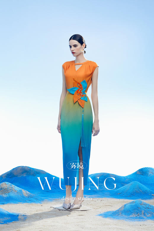 3204005 空桑秘境 韩国进口水晶乔其纱进口纹理蜂窝缎连衣裙 雾境 商品图4