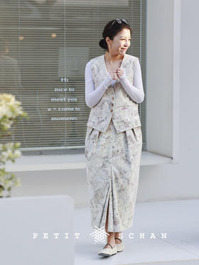 PETIT SCHAN小闪 CLO#207 flowers in fog 雾里看花 意大利进口立绒印花面料半裙