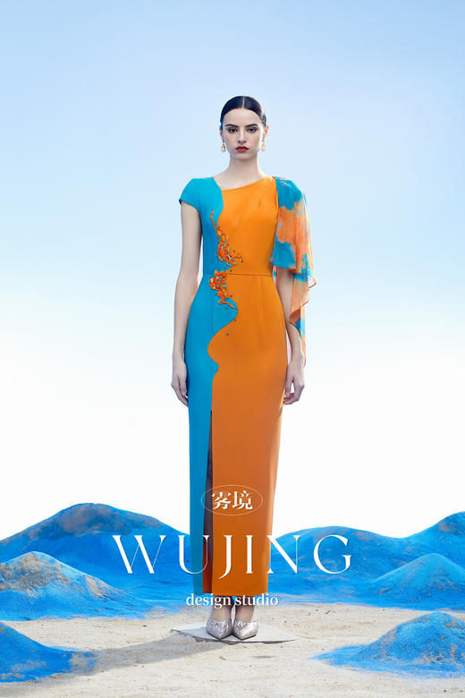 3204003 空桑秘境 韩国进口水晶乔其纱进口纹理蜂窝缎连衣裙 雾境 商品图3