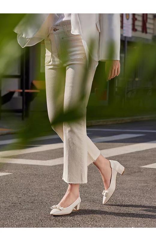 KISSCAT接吻猫2024年新款粗跟舒适气质饺子鞋蝴蝶结通勤单鞋 商品图1