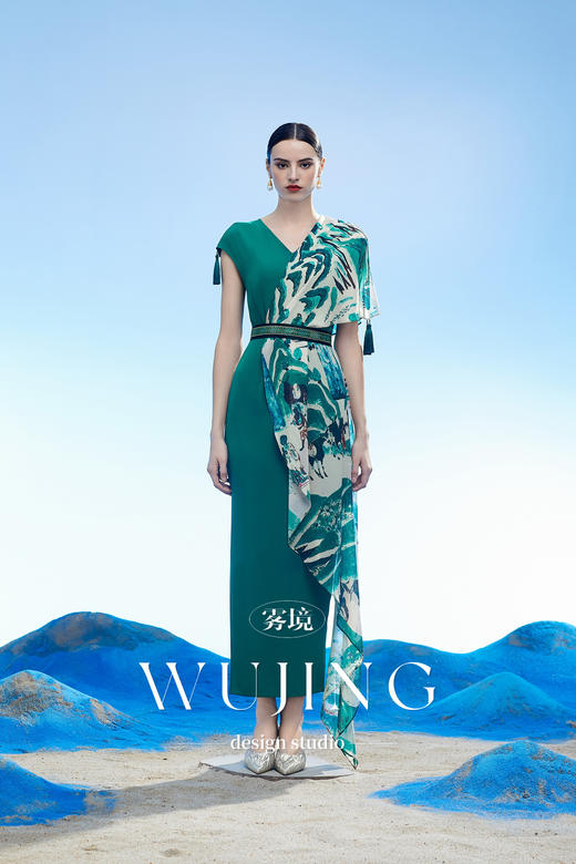 3204036 只此青绿 韩国进口水晶乔其纱进口纹理蜂窝缎连衣裙 雾境 商品图3