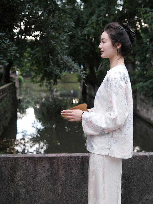 微瑕秒杀| 盛唐牡丹 | 真丝绡如意湖亭手推绣外套正反两面穿 [特价品](特殊商品不退不换) 商品图7