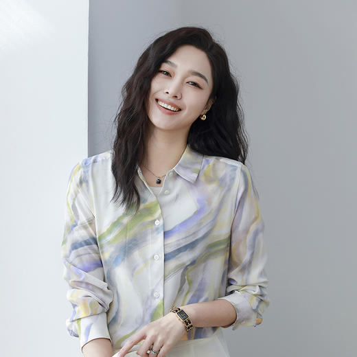 火桐hooton紫色云霞晕染桑蚕丝衬衫+插画师联名款鹅卵石真丝 商品图1