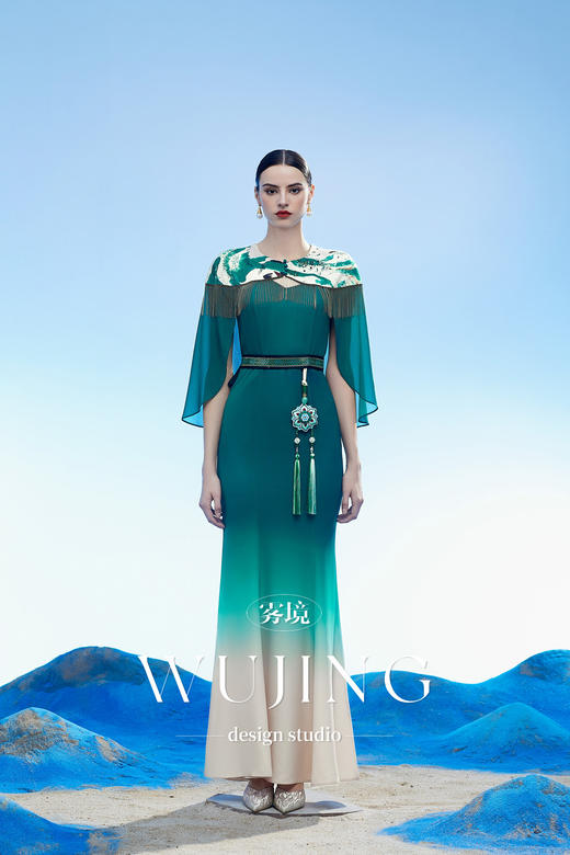 3204033 只此青绿 韩国进口水晶乔其纱进口纹理蜂窝缎连衣裙 雾境 商品图4