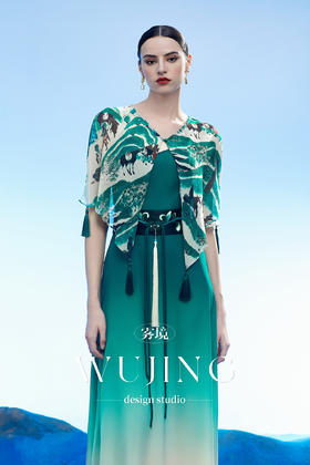 3204034 只此青绿 韩国进口水晶乔其纱进口纹理蜂窝缎连衣裙 雾境