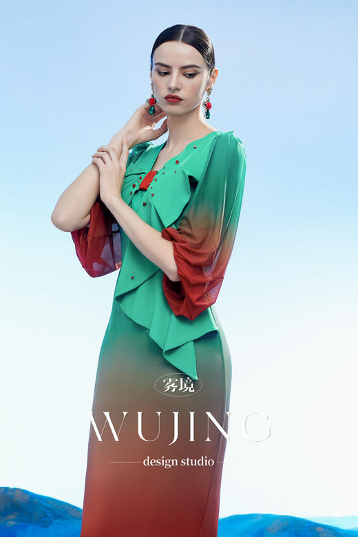 3204026 碧落羽裳 韩国进口水晶乔其纱进口纹理蜂窝缎连衣裙 雾境 商品图3