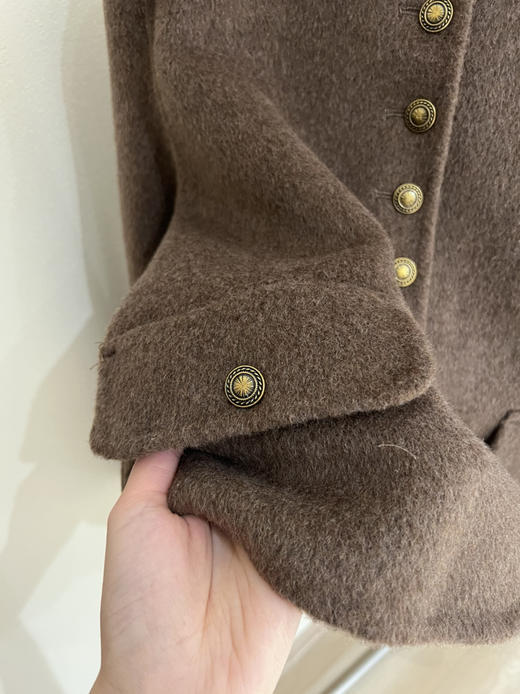 反季秒杀羊毛铜扣外套 商品图6
