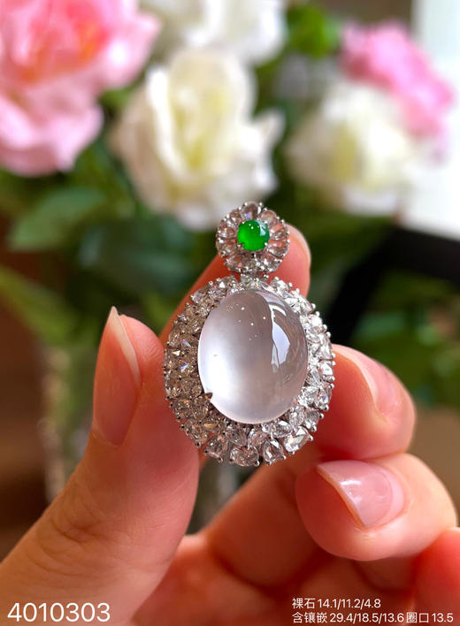 4010303，玻璃蛋面戒指吊坠两用款。具体价格微信咨询 商品图1