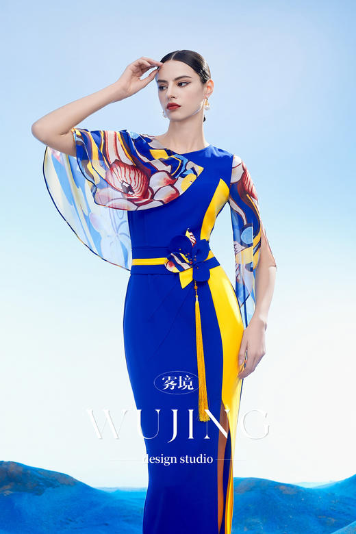 3204011 扶光莲雾 韩国进口水晶乔其纱进口纹理蜂窝缎连衣裙 雾境 商品图2