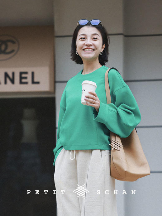 PETIT SCHAN小闪 CLO#185 Baroque elf  巴洛克精灵 空气感针织袖扣装饰卫衣 商品图3