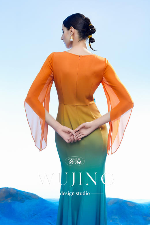 3204004 空桑秘境 韩国进口水晶乔其纱进口纹理蜂窝缎连衣裙 雾境 商品图5