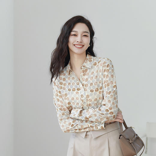 火桐hooton 插画师联名款鹅卵石真丝 商品图0