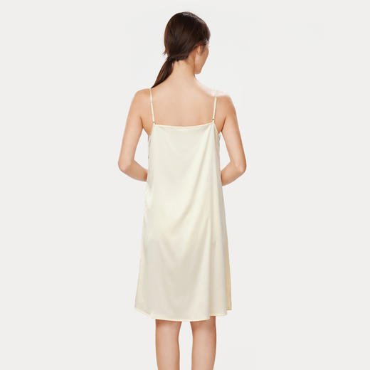 都市丽人生活家居春夏睡衣女缎面丝家居服薄款吊带裙女士丝质睡裙LH46B8 商品图3