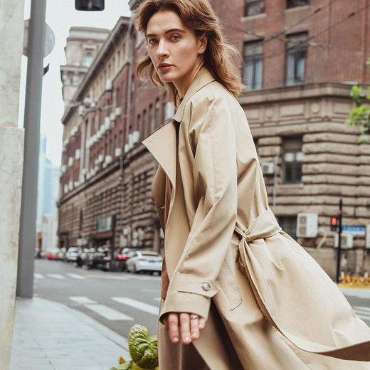 SUNSPEL女士秋冬全棉双排扣系带英伦风衣长款 商品图3