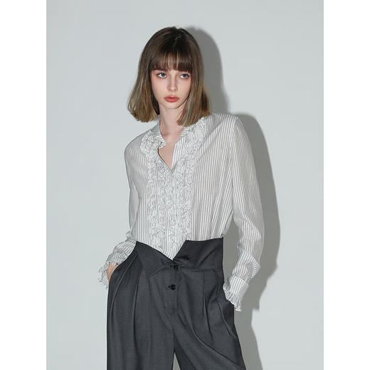 【限时秒杀】COCOBELLA重工立体木耳边立领条纹衬衫早秋花苞袖衬衣SR3033 商品图4