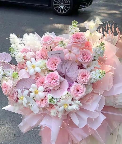 甜心彩虹--粉荔枝混搭花束 商品图0