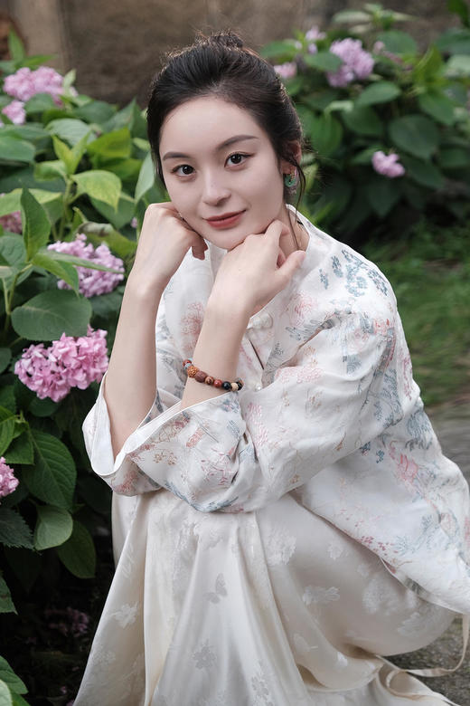 微瑕秒杀| 盛唐牡丹 | 真丝绡如意湖亭手推绣外套正反两面穿 [特价品](特殊商品不退不换) 商品图2