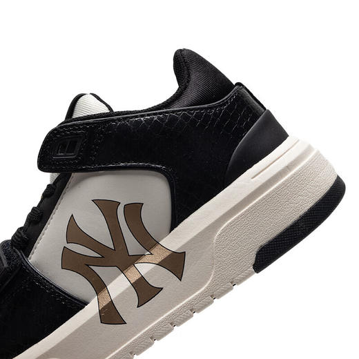 美职棒（MLB）官方 男女情侣鞋子 3ASXCMC3N 纽约洋基队/黑色   XAMN 商品图4