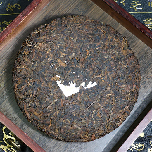 老茶分享 吉顺号2006年干仓老茶经典大红印普洱熟茶357克/饼 商品图2