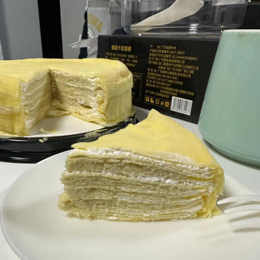 甄挚榴莲千层，无添加剂，无反式脂肪酸！
千层蛋糕界的天花板
真榴莲，真爆浆
手工皮，纯蛋香
少奶油，零添加
从此解锁美味新境界！450克/个，6寸 商品图4
