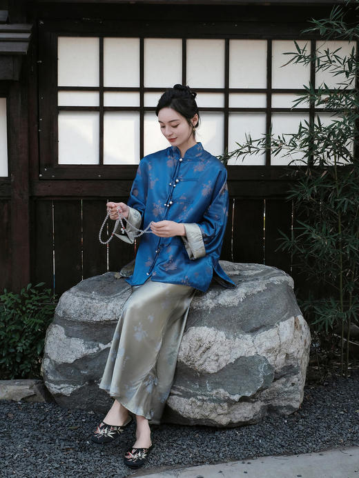 瑕疵| 盛唐牡丹 |孔雀蓝双面穿菊花纹提花真丝外套[特价品]](特殊商品不退不换) 商品图12