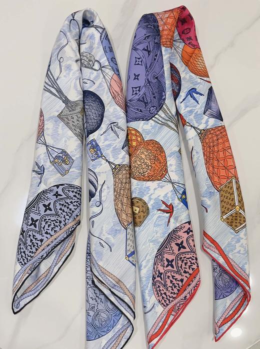 34-1飞屋环游记 我喜欢的热气球真丝方巾 敲好看的 商品图0