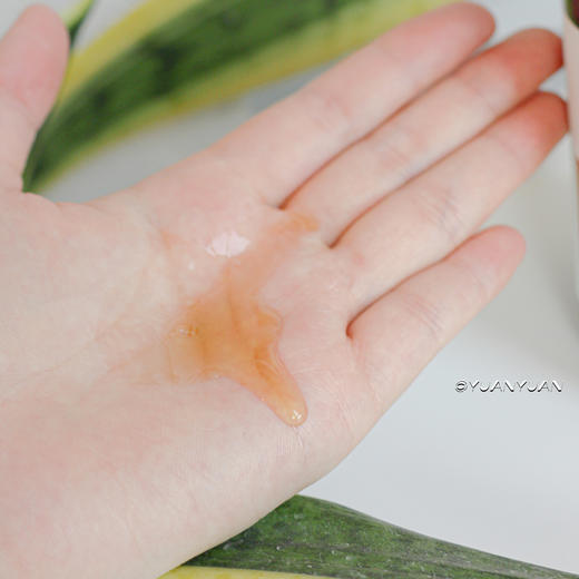 捷克菠丹妮啤酒花洗发水500ml 连续30年获得荃球唯1的3A有机认证！孕妇、三岁以上都可用！无硅油护理头发！蓬松、自然控油！捷克botanicus菠丹妮 日期27年4月 商品图3