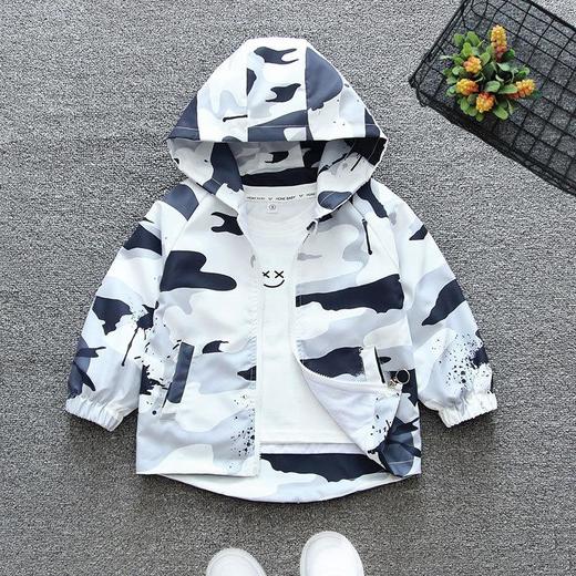 女童冲锋衣2024春装新款男童外套春秋款女宝宝迷彩连帽洋气外衣 商品图3