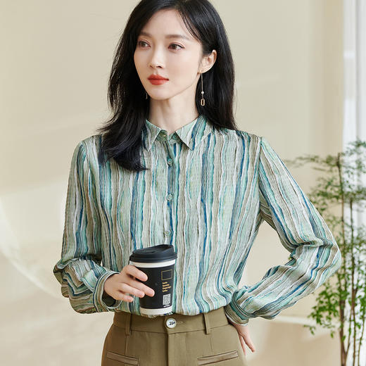 波纹油画皱感肌理 自然松弛 米思阳2026春季新款通勤复古原创印花衬衫宽松显瘦职业上衣女0194/1060 商品图1