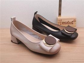 2022豪行春季女鞋正品真皮休闲舒适粗跟浅口女单鞋22130699大码