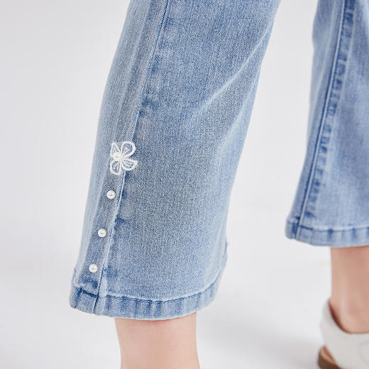 笛莎Deesha 2024新款简约微喇牛仔裤 商品图3