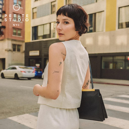 【Clean Fit 胶囊系列】Bridgett鸽白高腰短裤复古马甲 商品图2