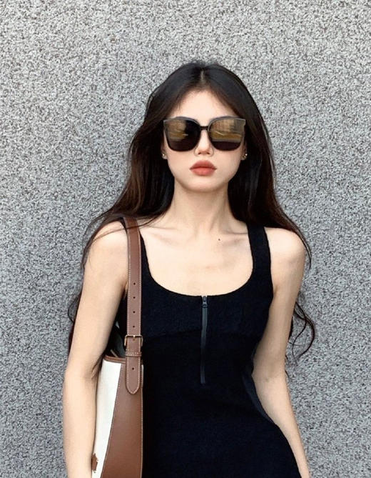 清仓💰79.9‼️明星都在戴的乘号EYECROXX太阳镜❗️UVA400的专业防晒性能，100%防UVA+UVB，真正靠谱的太阳镜，配色中性，男女可戴 折叠款 商品图2