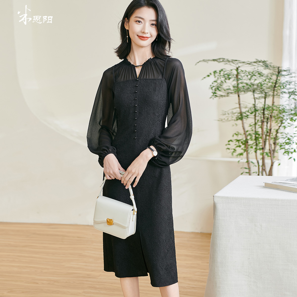 剩S/M/L/XL 米思阳2026春季新款优雅新中式黑色连衣裙修身显瘦泡泡袖裙子0890