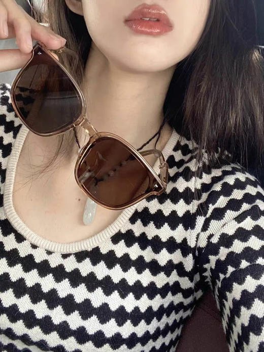 清仓💰79.9‼️明星都在戴的乘号EYECROXX太阳镜❗️UVA400的专业防晒性能，100%防UVA+UVB，真正靠谱的太阳镜，配色中性，男女可戴 折叠款 商品图1