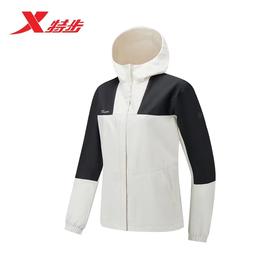 特步  女款外套